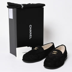 新品同様 CHANEL シャネル スウェード ローファー シューズ G47567 サイズ42 1/2 ココマーク ラムシアリング ブラック 中古 4a009087