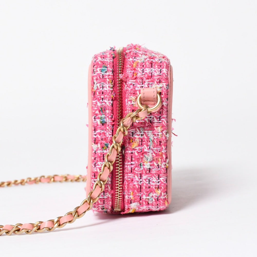 Very Good Condition CHANEL CC Filigree Small Vanity Bag Shoulder Bag No. 27 Tweed Pink Matte Gold Hardware Used 4a009074