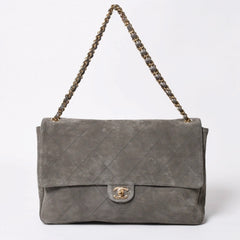 新品未使用 26年 CHANEL シャネル マキシハンドバッグ ランダム番台 AS6231 ココマーク スエード カーフスキン グレー ゴールド金具 中古 4a008757