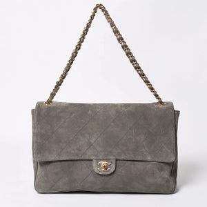 新品未使用 26年 CHANEL シャネル マキシハンドバッグ ランダム番台 AS6231 ココマーク スエード カーフスキン グレー ゴールド金具 中古 4a008757