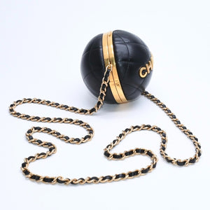 CHANEL シャネル スフィアミノーディエールバッグ ランダム番台 イタリア製 ラムスキン ブラック ゴールド金具 美品 中古 4a008679