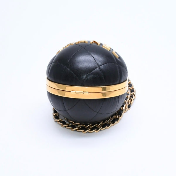 CHANEL シャネル スフィアミノーディエールバッグ ランダム番台 イタリア製 ラムスキン ブラック ゴールド金具 美品 中古 4a008679