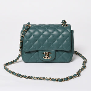 極美品 CHANEL シャネル ミニマトラッセ 16 Sチェーンショルダーバッグ ランダム番台 ココマーク ラムスキン グリーン 中古 4a008585