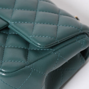 極美品 CHANEL シャネル ミニマトラッセ 16 Sチェーンショルダーバッグ ランダム番台 ココマーク ラムスキン グリーン 中古 4a008585