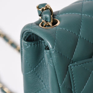極美品 CHANEL シャネル ミニマトラッセ 16 Sチェーンショルダーバッグ ランダム番台 ココマーク ラムスキン グリーン 中古 4a008585
