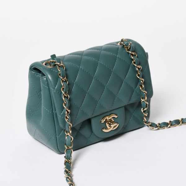 極美品 CHANEL シャネル ミニマトラッセ 16 Sチェーンショルダーバッグ ランダム番台 ココマーク ラムスキン グリーン 中古 4a008585