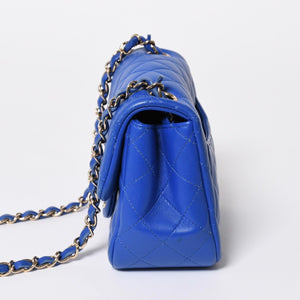 極美品 CHANEL シャネル ミニマトラッセ 16 Sチェーンショルダーバッグ A35200 31番台 ココマーク ラムスキン ブルー 中古 4a008587