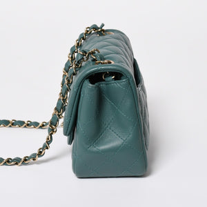 極美品 CHANEL シャネル ミニマトラッセ 16 Sチェーンショルダーバッグ ランダム番台 ココマーク ラムスキン グリーン 中古 4a008585