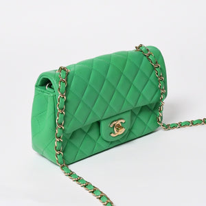 極美品 CHANEL シャネル ミニマトラッセ 20 Sフラップ Sチェーンショルダーバッグ 29番台 ココマーク ラムスキン グリーン 中古 4a008338