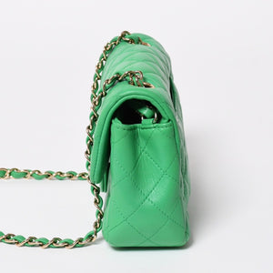 極美品 CHANEL シャネル ミニマトラッセ 20 Sフラップ Sチェーンショルダーバッグ 29番台 ココマーク ラムスキン グリーン 中古 4a008338