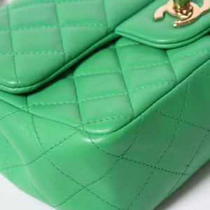 極美品 CHANEL シャネル ミニマトラッセ 20 Sフラップ Sチェーンショルダーバッグ 29番台 ココマーク ラムスキン グリーン 中古 4a008338