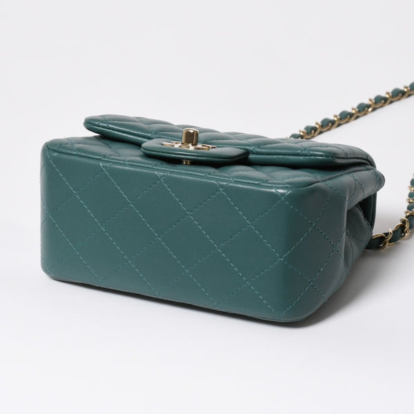 極美品 CHANEL シャネル ミニマトラッセ 16 Sチェーンショルダーバッグ ランダム番台 ココマーク ラムスキン グリーン 中古 4a008585