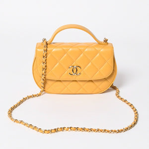 Like new CHANEL Hobo Chain Shoulder Bag Random Number Coco Mark Calfskin Yellow Gold Hardware Used 4a008586