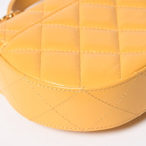 Like new CHANEL Hobo Chain Shoulder Bag Random Number Coco Mark Calfskin Yellow Gold Hardware Used 4a008586