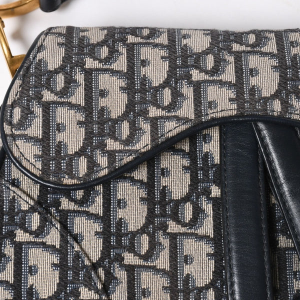 極美品 CHRISTIAN DIOR クリスチャンディオール サドルミニバッグ ハンドバッグ M0456CTZQ オブリーク ネイビー 中古 4a008589