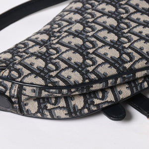 極美品 CHRISTIAN DIOR クリスチャンディオール サドルミニバッグ ハンドバッグ M0456CTZQ オブリーク ネイビー 中古 4a008589