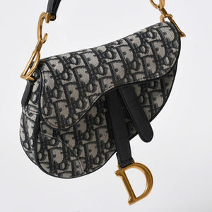 極美品 CHRISTIAN DIOR クリスチャンディオール サドルミニバッグ ハンドバッグ M0456CTZQ オブリーク ネイビー 中古 4a008589