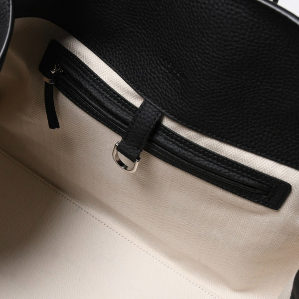 Like New THE ROW Soft Margaux 15 Handbag W1255L133BLPL Leather Black Used 4a008608