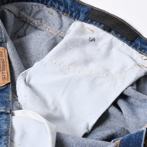 新品同様 CHROME HEARTS クロムハーツ × Levi's 517 リーバイス 517 セメタリークロスパッチ デニムパンツ ジーンズ サイズ36 20パッチ 中古 4a008601