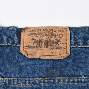 新品同様 CHROME HEARTS クロムハーツ × Levi's 517 リーバイス 517 セメタリークロスパッチ デニムパンツ ジーンズ サイズ36 20パッチ 中古 4a008601