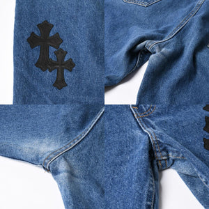 新品同様 CHROME HEARTS クロムハーツ × Levi's 517 リーバイス 517 セメタリークロスパッチ デニムパンツ ジーンズ サイズ36 20パッチ 中古 4a008601