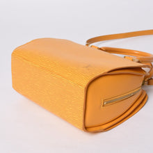 画像をギャラリービューアに読み込む, 極美品 LOUIS VUITTON ルイヴィトン ポンヌフ ハンドバッグ M52059 エピレザー イエロー ゴールド金具 中古 4a000760