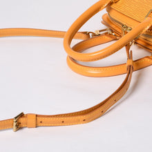 画像をギャラリービューアに読み込む, 極美品 LOUIS VUITTON ルイヴィトン ポンヌフ ハンドバッグ M52059 エピレザー イエロー ゴールド金具 中古 4a000760