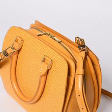 画像をギャラリービューアに読み込む, 極美品 LOUIS VUITTON ルイヴィトン ポンヌフ ハンドバッグ M52059 エピレザー イエロー ゴールド金具 中古 4a000760