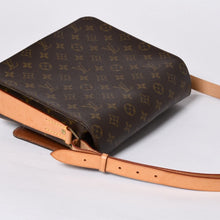 画像をギャラリービューアに読み込む, LOUIS VUITTON ルイヴィトン カルトシエールGM ショルダーバッグ M51252 モノグラムキャンバス ブラウン 美品 中古 4a000863