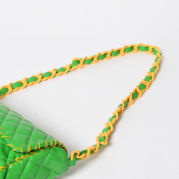 極美品 CHANEL シャネル デカマトラッセ 33 チェーンショルダーバッグ 2番台 ココマーク エナメル グリーン 中古 4a008340