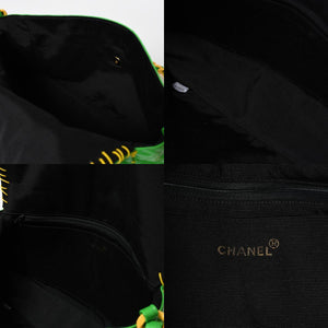 極美品 CHANEL シャネル デカマトラッセ 33 チェーンショルダーバッグ 2番台 ココマーク エナメル グリーン 中古 4a008340