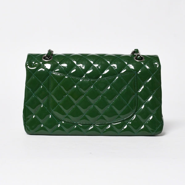 極美品 CHANEL シャネル マトラッセ 25cm Wフラップ チェーンショルダーバッグ 19番台 パテント グリーン シルバー金具 中古 4a008758