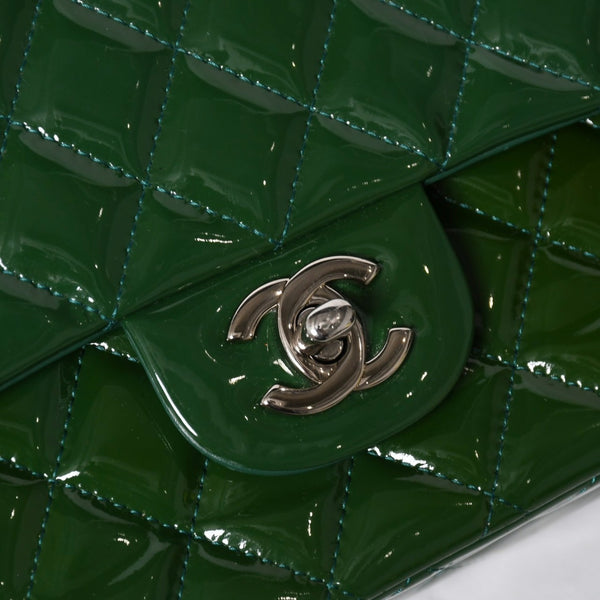 極美品 CHANEL シャネル マトラッセ 25cm Wフラップ チェーンショルダーバッグ 19番台 パテント グリーン シルバー金具 中古 4a008758