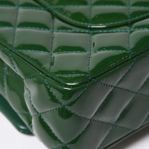 極美品 CHANEL シャネル マトラッセ 25cm Wフラップ チェーンショルダーバッグ 19番台 パテント グリーン シルバー金具 中古 4a008758