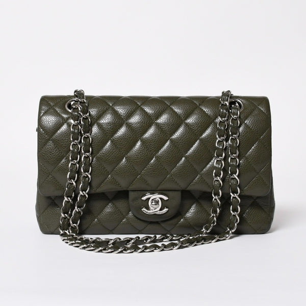 極美品 CHANEL シャネル マトラッセ25 Wフラップ Wチェーンショルダーバッグ 14番台 ココマーク キャビアスキン オリーブ 中古 4a008411