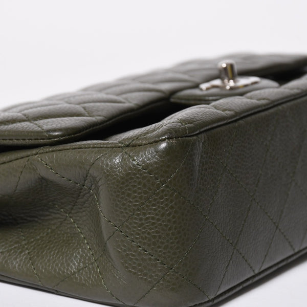 極美品 CHANEL シャネル マトラッセ25 Wフラップ Wチェーンショルダーバッグ 14番台 ココマーク キャビアスキン オリーブ 中古 4a008411