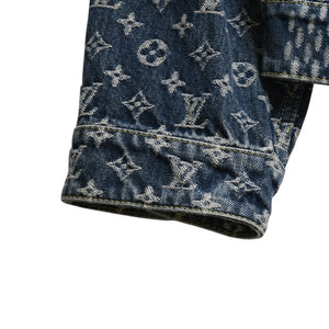 新品同様品 LOUIS VUITTON×NIGO ルイヴィトン ニゴ ジャイアントダミエウェーブス デニムジャケット ニゴー モノグラム HJA10WUZC サイズ54 ブルー 中古 4a008713