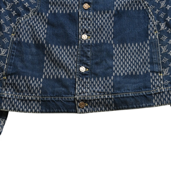 新品同様品 LOUIS VUITTON×NIGO ルイヴィトン ニゴ ジャイアントダミエウェーブス デニムジャケット ニゴー モノグラム HJA10WUZC サイズ54 ブルー 中古 4a008713