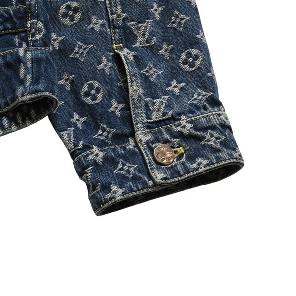 新品同様品 LOUIS VUITTON×NIGO ルイヴィトン ニゴ ジャイアントダミエウェーブス デニムジャケット ニゴー モノグラム HJA10WUZC サイズ54 ブルー 中古 4a008713