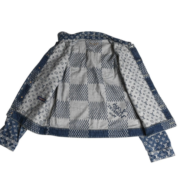 新品同様品 LOUIS VUITTON×NIGO ルイヴィトン ニゴ ジャイアントダミエウェーブス デニムジャケット ニゴー モノグラム HJA10WUZC サイズ54 ブルー 中古 4a008713