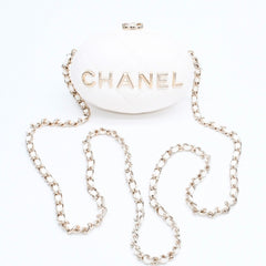 新品同様 CHANEL シャネル マトラッセ ミニバッグチャーム ランダム番台 イタリア製 ラムスキン ホワイト シルバー金具 中古 4a008680