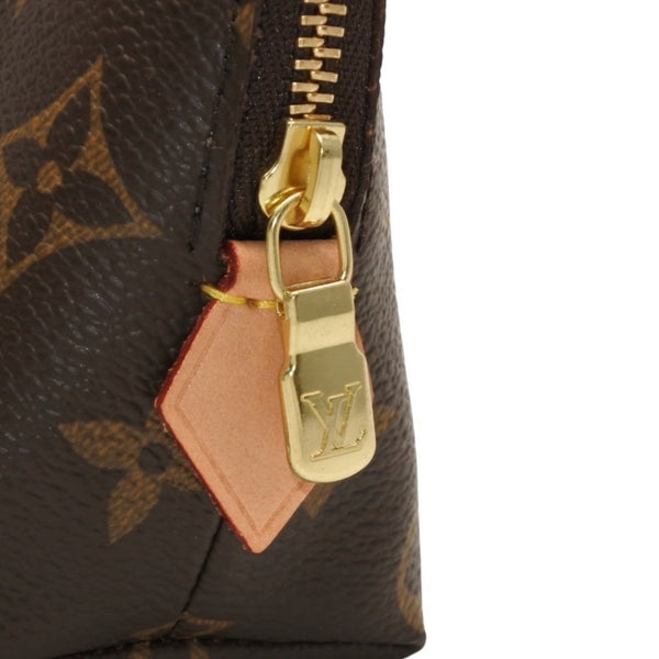 Like new LOUIS VUITTON Pochette Cosmetic PM Pouch M47515 Monogram Brown Gold hardware Used 4a000844