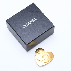 極美品 CHANEL シャネル ヴィンテージ ココマーク ハートブローチ 95P刻印 16.98g ゴールド金具 中古 4c061220