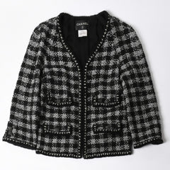 極美品 CHANEL シャネル ツイードジャケット ジャケット 11AW グリポワボタン ブラック シルバー P42260V30806 サイズ50 中古 4a008655