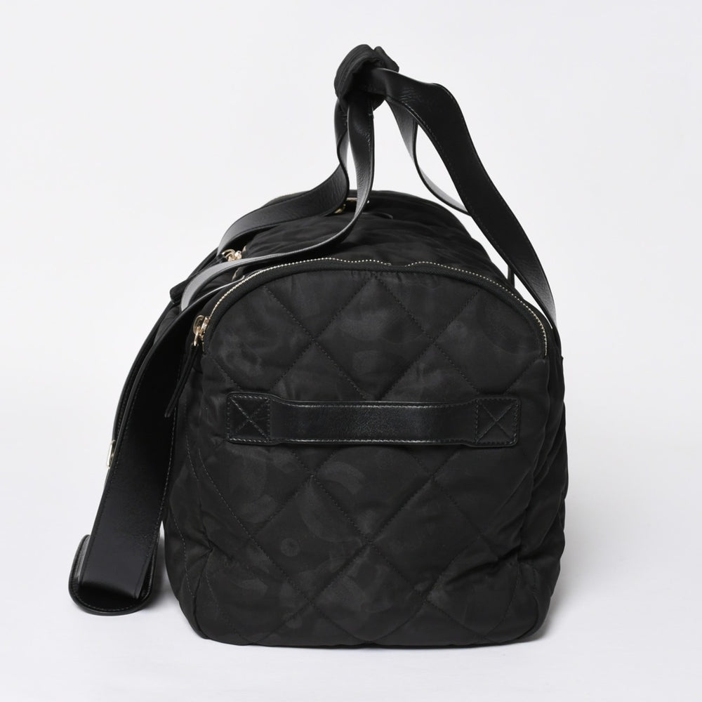 新品同様品 CHANEL シャネル ココネージュ ツーインワン ダッフルバッグ ボストンバッグ ランダム番台 ショルダー リュック 3way ブラック 中古 4a008669