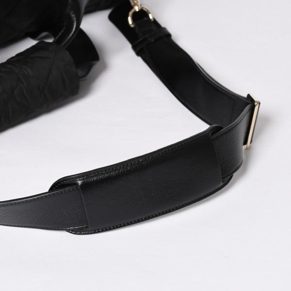 新品同様品 CHANEL シャネル ココネージュ ツーインワン ダッフルバッグ ボストンバッグ ランダム番台 ショルダー リュック 3way ブラック 中古 4a008669