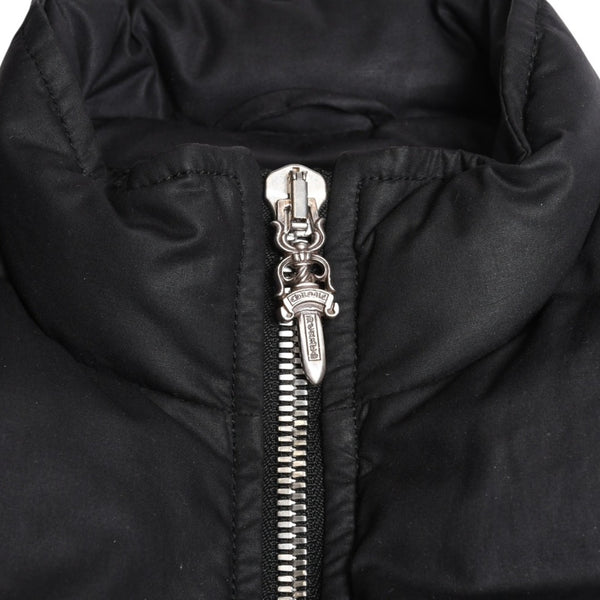 極美品 CHROME HEARTS クロムハーツ パーフェクト ダガージップナイロンダウンベスト ブラック シルバー金具 サイズM 中古 4a008909