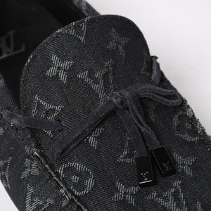 Like new LOUIS VUITTON LV Driver Loafer 1AD6EK Grain Calf Leather Monogram Eclipse Size 7 1/2 Used 4a008891