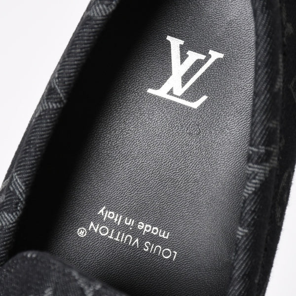 Like new LOUIS VUITTON LV Driver Loafer 1AD6EK Grain Calf Leather Monogram Eclipse Size 7 1/2 Used 4a008891