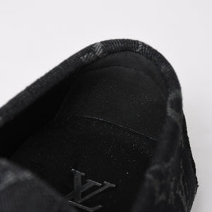 Like new LOUIS VUITTON LV Driver Loafer 1AD6EK Grain Calf Leather Monogram Eclipse Size 7 1/2 Used 4a008891